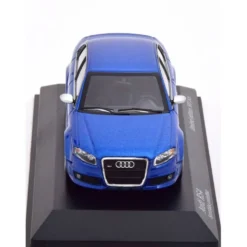 Audi RS4 2004 - Blå - 1:43 - Minichamps