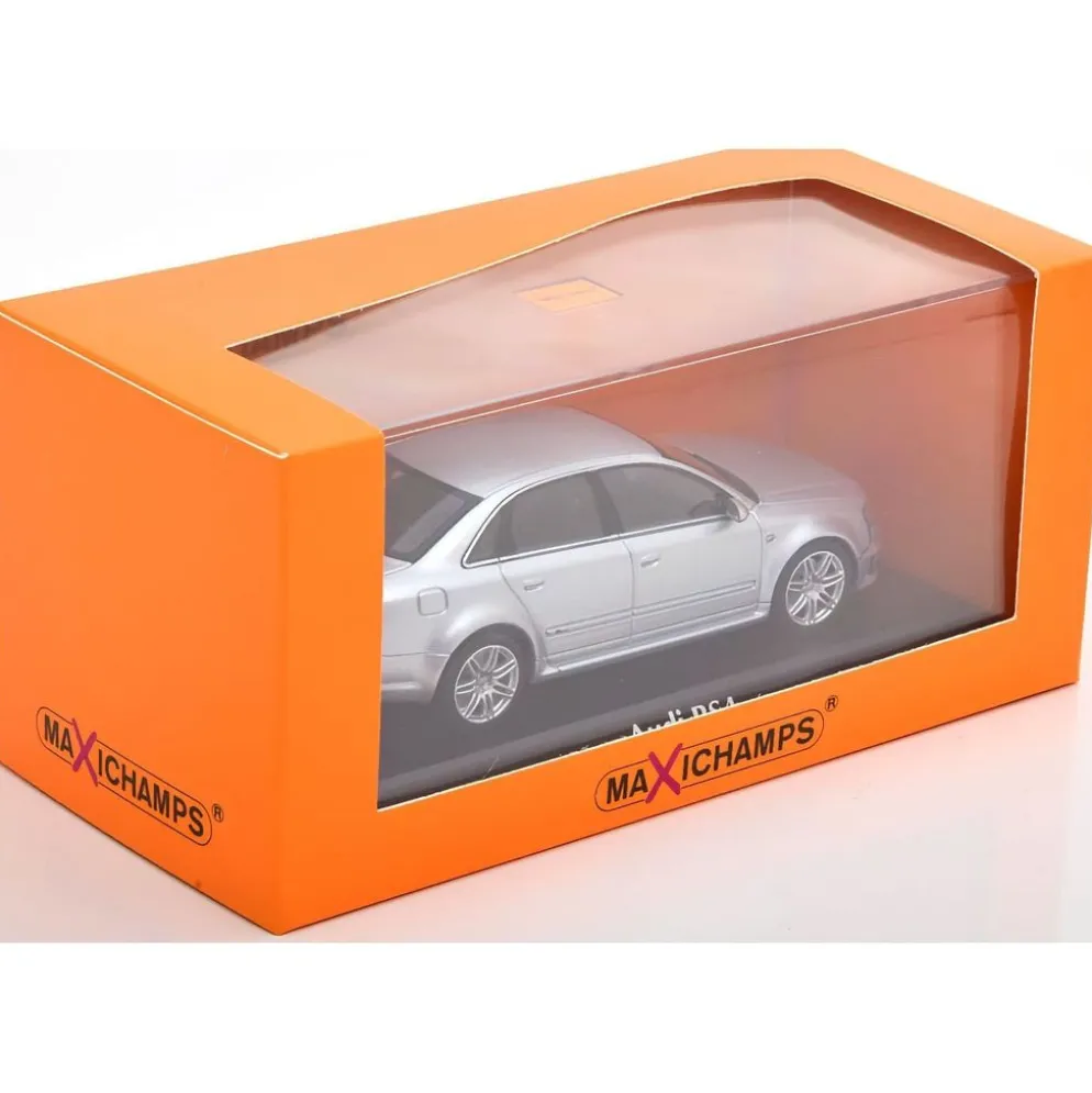 Audi RS4 - 2004 - Silver - Minichamps - 1:43