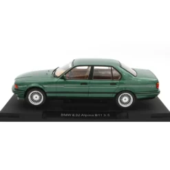 BMW E32 Alpina B11 3.5 - Mörkgrön - 1992 - MCG - 1:18