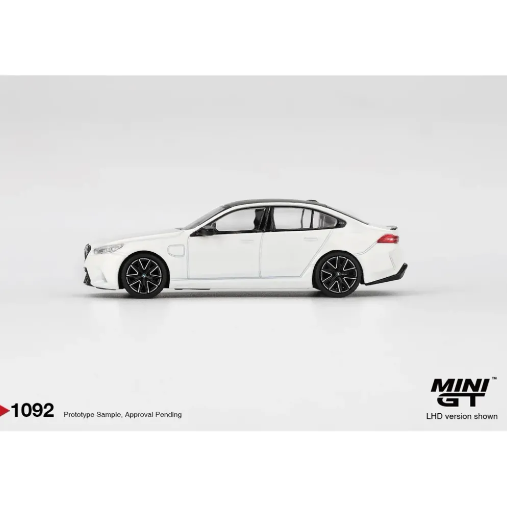 BMW M5 Alpine White - Vit - 1092 - Mini GT - 1:64