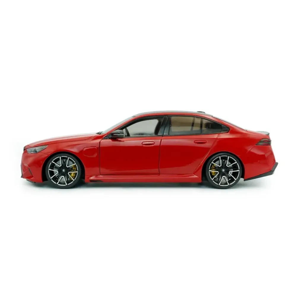 BMW M5 - 2025 - Fire Red - Solido - 1:18