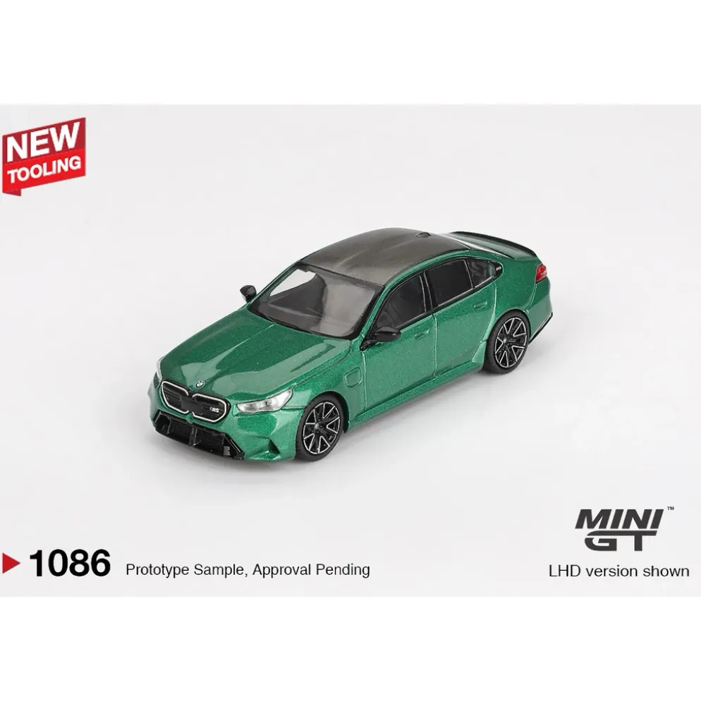 BMW M5 Isle of Man Green Metallic - Grön - 1086 - Mini GT - 1:64