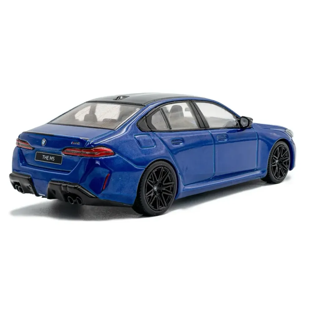 BMW M5 Sedan - Marina Bay Blue - 2024 - Solido - 1:43