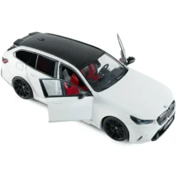 BMW M5 Touring (G99) - 2025 - Vit - Solido - 1:18