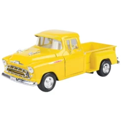 1957 Chevy 3100 Stepside - Gul - Motormax - 1:24