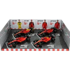 Ferrari - 4 st F1-bilar - Leclerc och Sainz - Bburago - 1:43