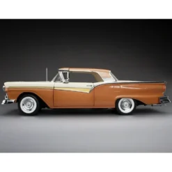 1957 Ford Fairlane 500 Skyliner - Brons / Vit - Sun Star - 1:18
