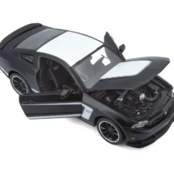 Ford Mustang Boss 302 - Svart / Vit - Maisto - 1:24