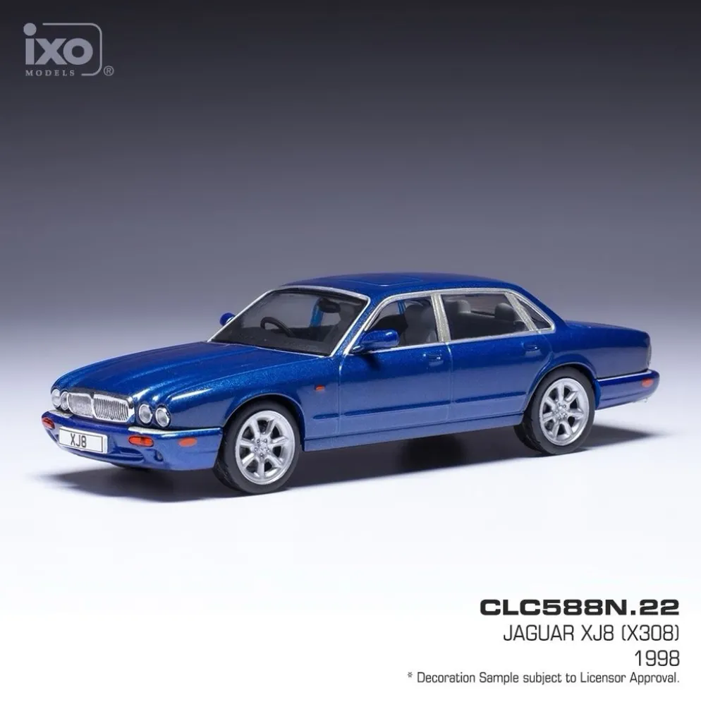 Jaguar XJ8 (X308) - 1998 - Blå - Ixo Models - 1:43