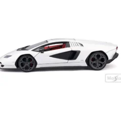 Lamborghini Countach LPI 800-4 - Vit - Maisto - 1:18