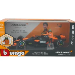 McLaren MCL38 - Bil och Norris samlarfigur - Bburago - 1:24