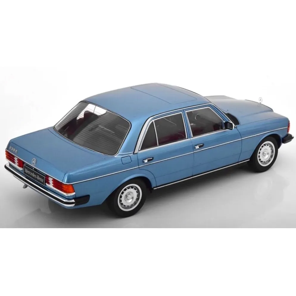 Mercedes-Benz 230 E (W123) - 1975 - Blå - KK-Scale - 1:18