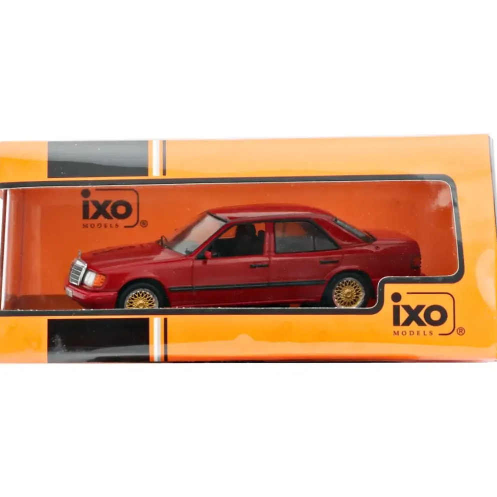 Mercedes-Benz 300 E (W124) - 1984 - Röd - Ixo Models - 1:43