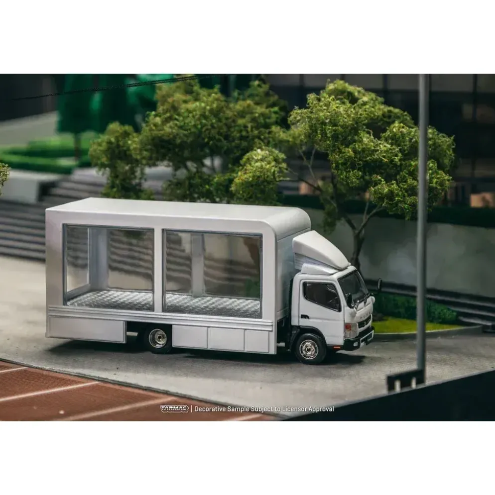 Mitsubishi Fuso Canter - Vit - TRUCK64 - Tarmac Works - 1:64