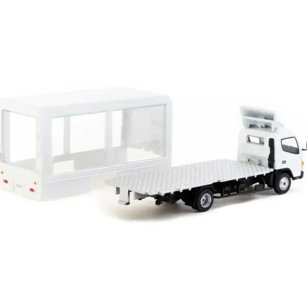 Mitsubishi Fuso Canter - Vit - TRUCK64 - Tarmac Works - 1:64