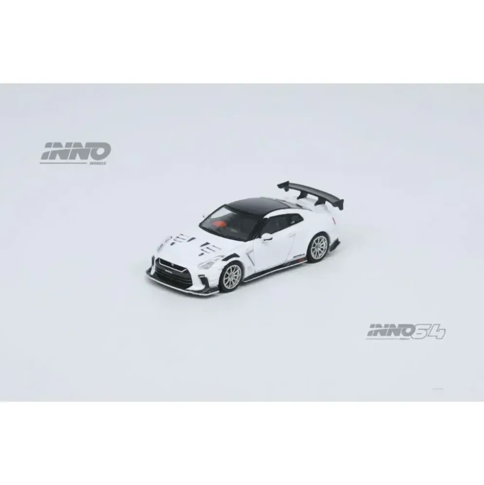 Nissan GT-R (R35) Top Secret Tokyo 2021 - Inno64 - 1:64
