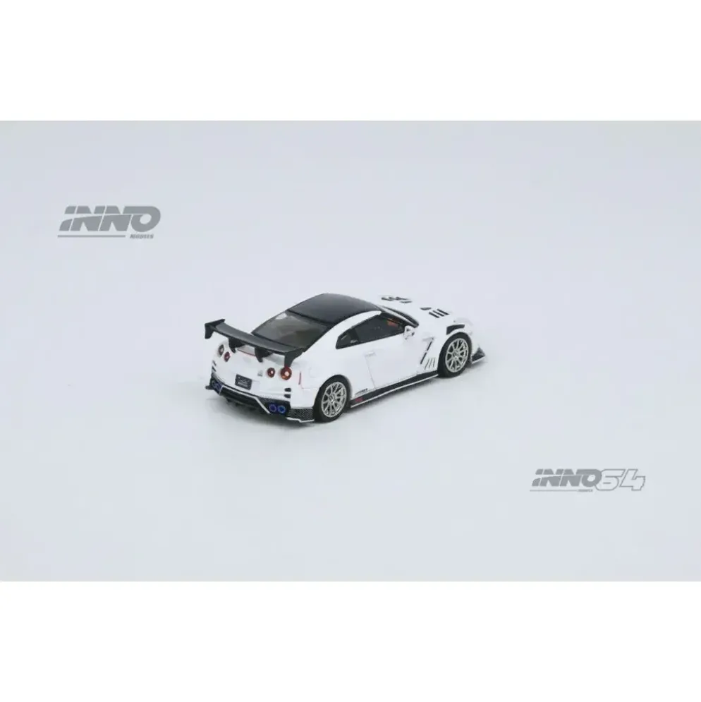 Nissan GT-R (R35) Top Secret Tokyo 2021 - Inno64 - 1:64