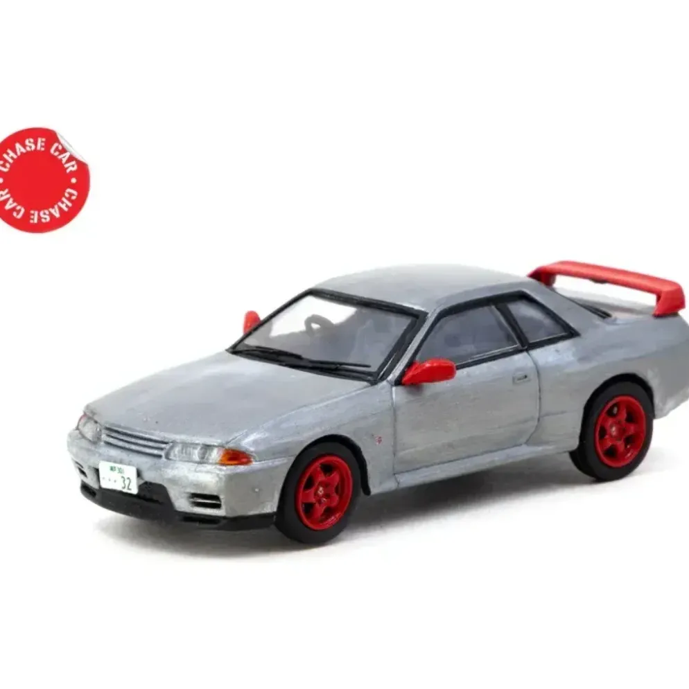 Nissan Skyline GT-R - Röd + Chase - J-Collection / Tarmac - 1:64