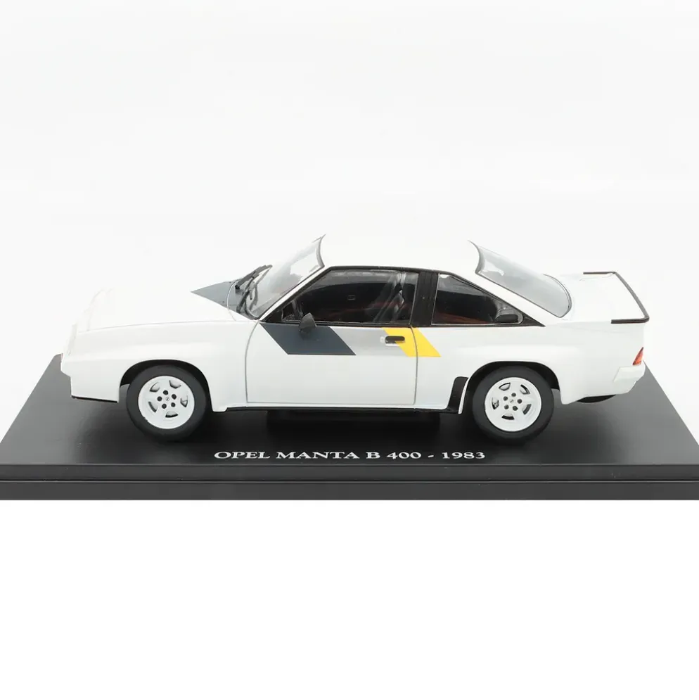 Opel Manta B 400 - 1983 - SKADAD VITRIN - 1:24