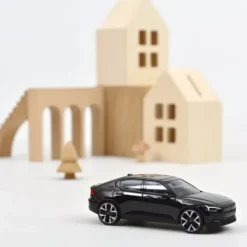 Polestar 2 - 2024 - Svart - Norev - 1:43