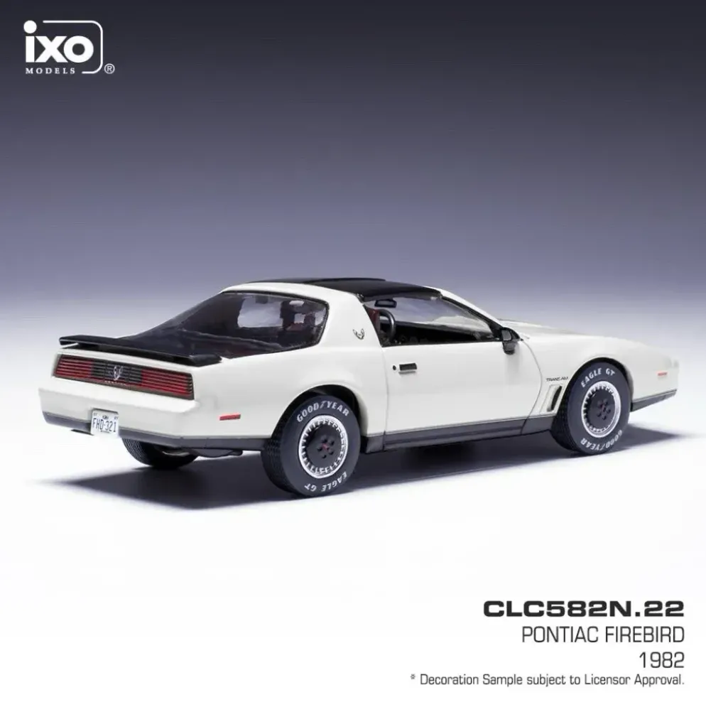 Pontiac Firebird - 1982 - Vit - Ixo Models - 1:43