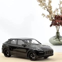 Porsche Cayenne S Coupé - 2019 - Svart - Norev - 1:18