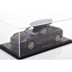 Porsche Panamera - Svart - 2019 - Spark - 1:18