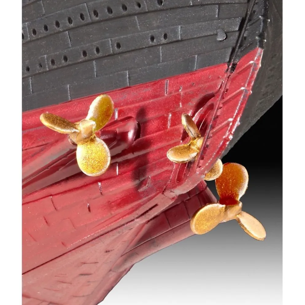 R.M.S. Titanic - 05210 - Revell - 1:700