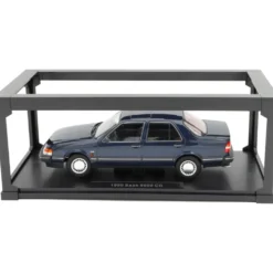 1990 Saab 9000 CD - Mörkblå - Triple9 Collection - 1:18