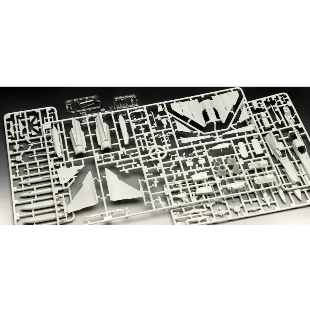 Saab JAS-39C Gripen - Plastbyggmodell - 03776 - Revell - 1:72