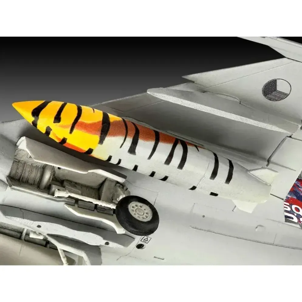 Saab JAS-39C Gripen - Set med färg, lim och pensel - 03776 - Revell - 1:72