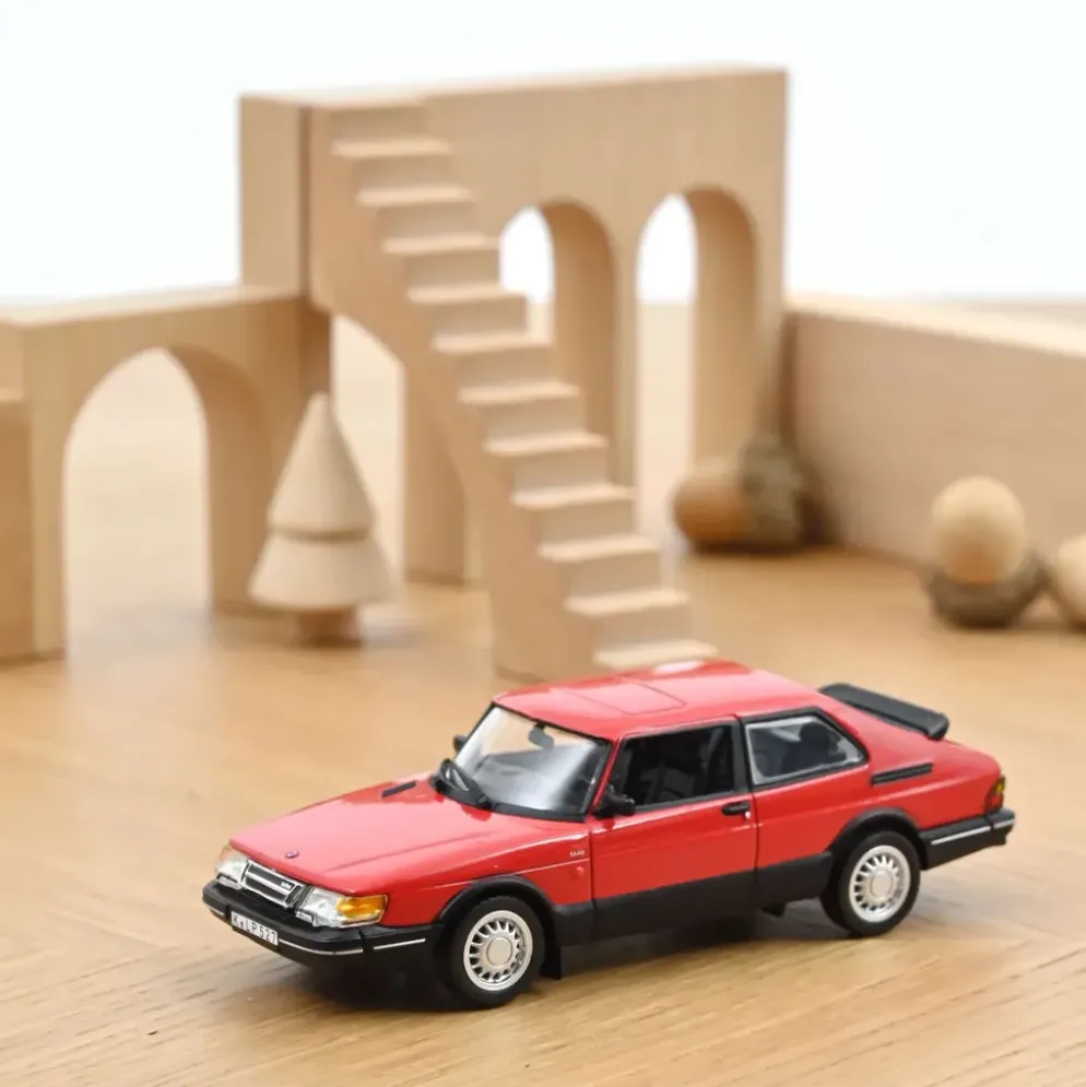 Saab 900 Turbo 16 - 1992 - Röd - Norev - 1:43