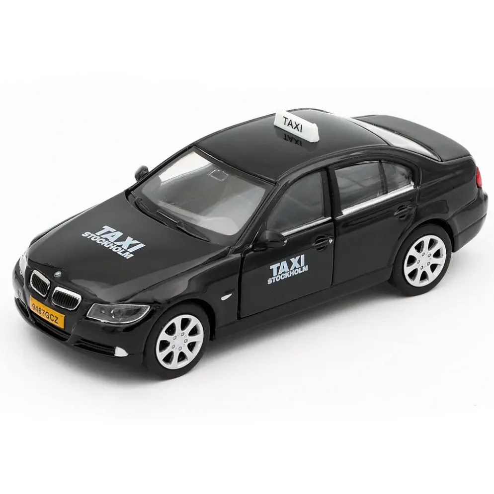 SKADAD FÖRPACKNING - BMW 318i - Taxi Stockholm - Welly - 1:38 - 12 cm