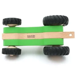 Stor trätraktor Serge - Grön