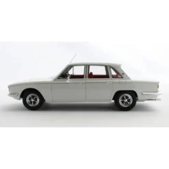 Triumph 2500 P.I. - 1969 - Vit - Cult Scale Models - 1:18