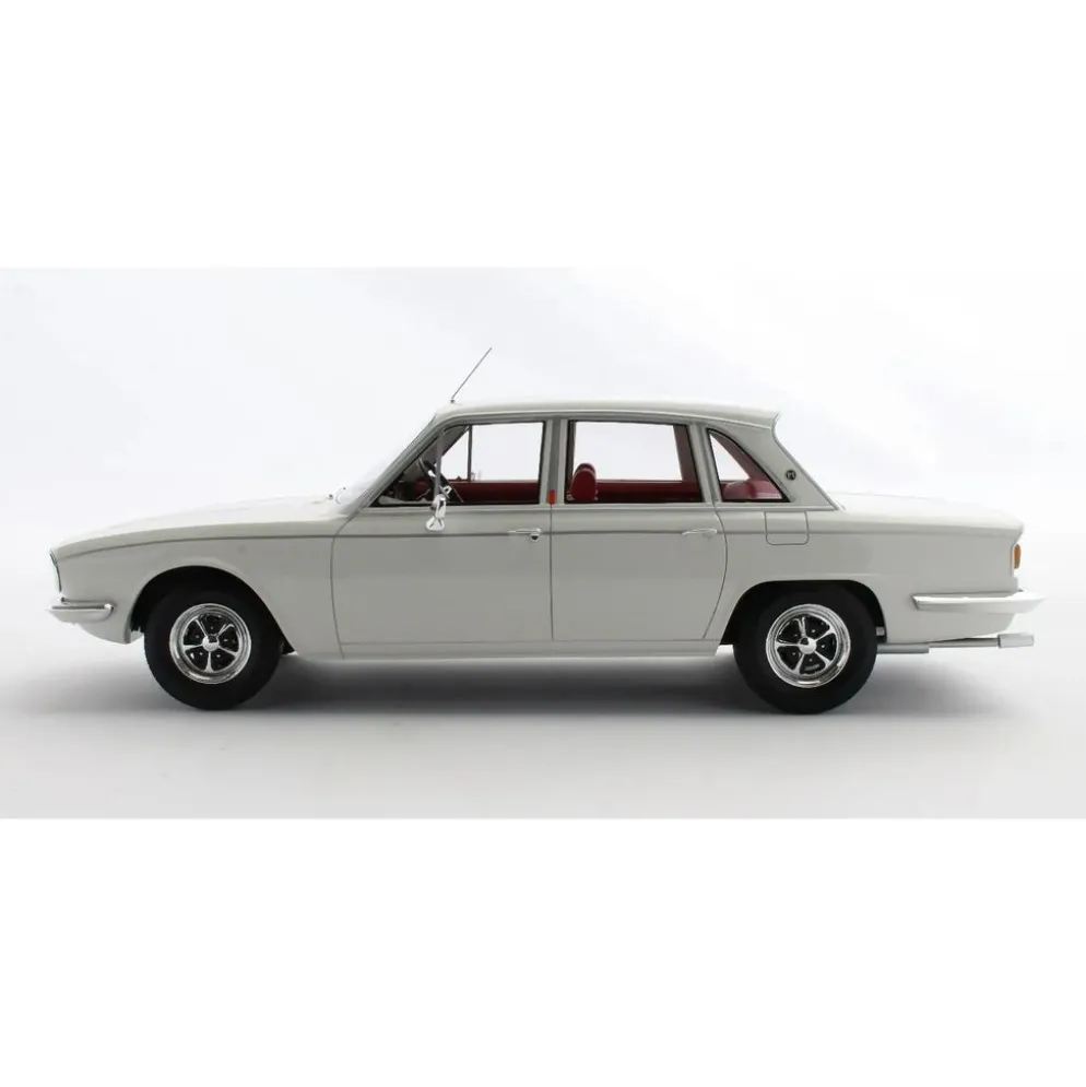 Triumph 2500 P.I. - 1969 - Vit - Cult Scale Models - 1:18