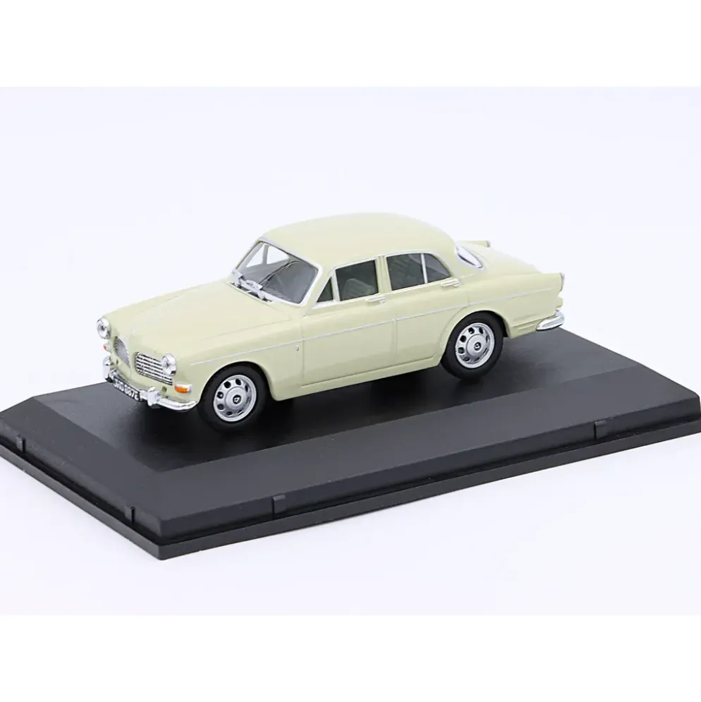 Volvo Amazon - Ljusgrön - Oxford - 1:43