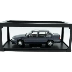 Volvo 960 - 1996 - Aubergine - Triple9 Collection - 1:18