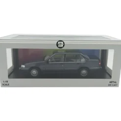 Volvo 960 - 1996 - Aubergine - Triple9 Collection - 1:18
