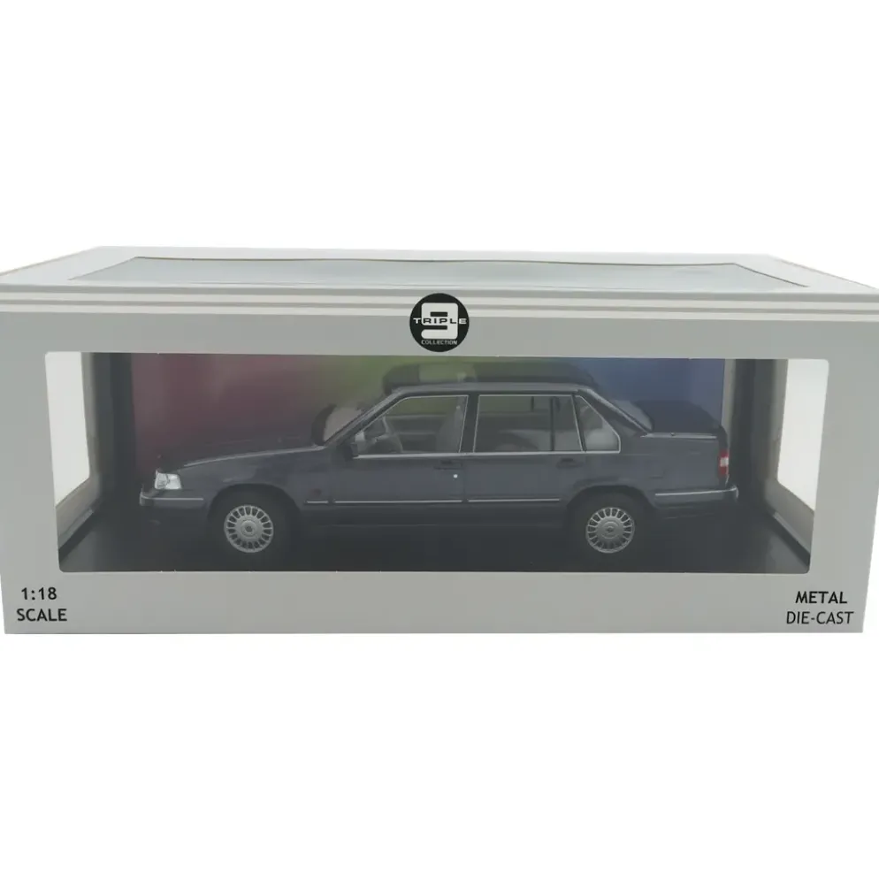 Volvo 960 - 1996 - Aubergine - Triple9 Collection - 1:18