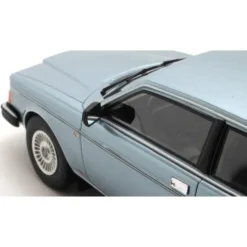 Volvo 262C Bertone - 1981 - Blåmetallic - Cult Scale Models - 1:18
