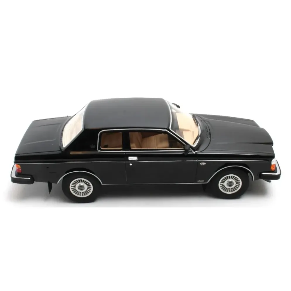Volvo 262C Bertone - 1981 - Svart - Cult Scale Models - 1:18