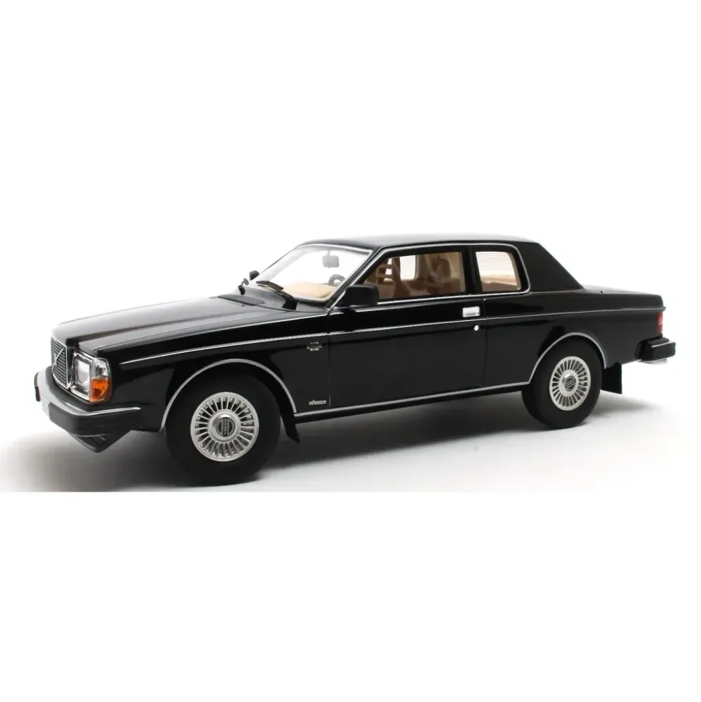 Volvo 262C Bertone - 1981 - Svart - Cult Scale Models - 1:18