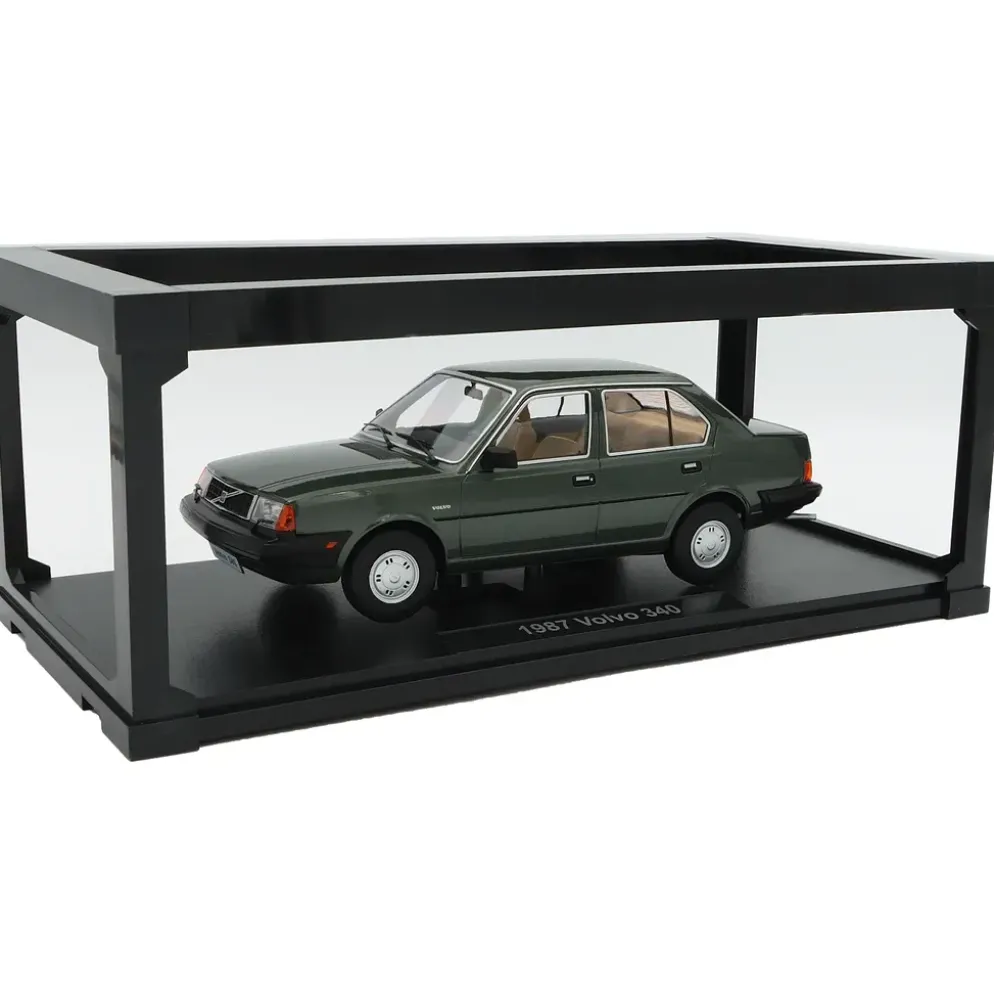 1987 Volvo 340 DL - Grön - Triple9 Collection - 1:18