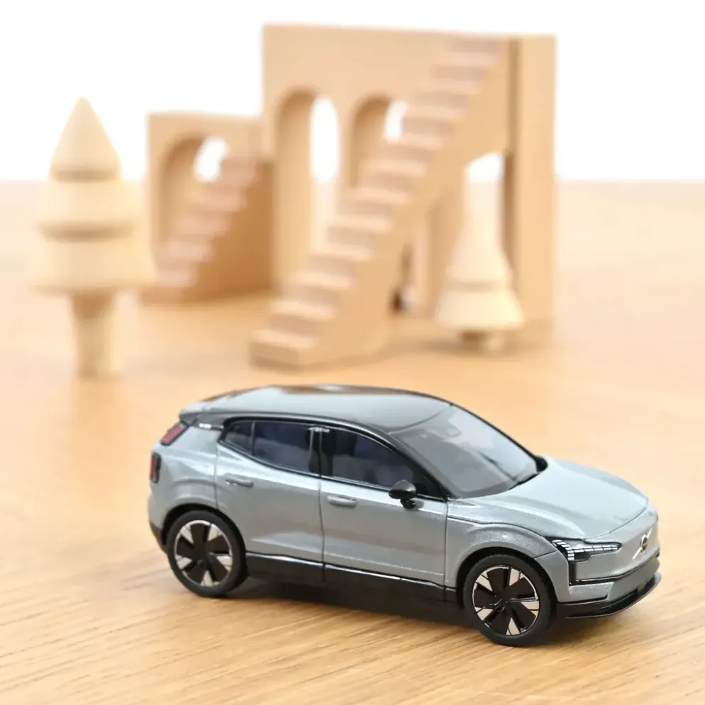 Volvo EX30 - 2024 - Grå - Norev - 1:43
