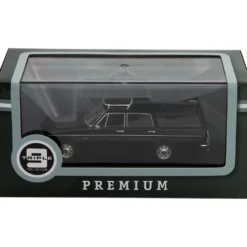Volvo 145 Express - 1969 - Svart - Triple9 Collection - 1:43
