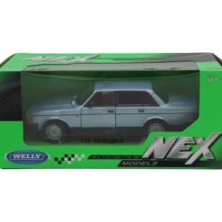 Volvo 240 GL blå - Modellbil från Welly 1:24