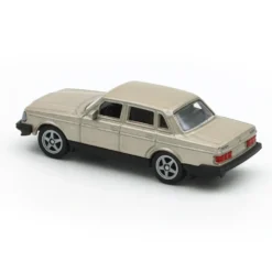 Volvo 240 GL - Guld - 1:64