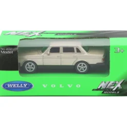 Volvo 240 GL - Guld - 1:64