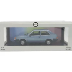 Volvo 343 GLS - Blå - 1982 - Triple9 Collection - 1:18